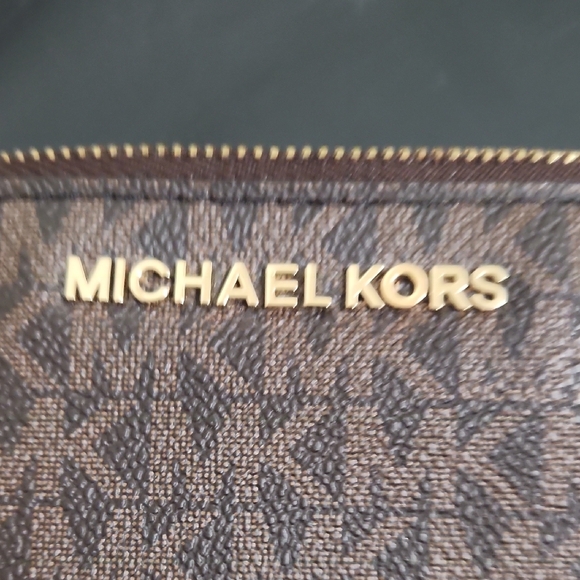 Michael Kors Signature Brown and Burgundy Wristlet - Picture 8 of 8